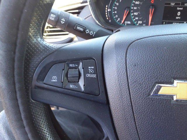 Photo of 2021 Midnight Blue Metallic Chevrolet Trax