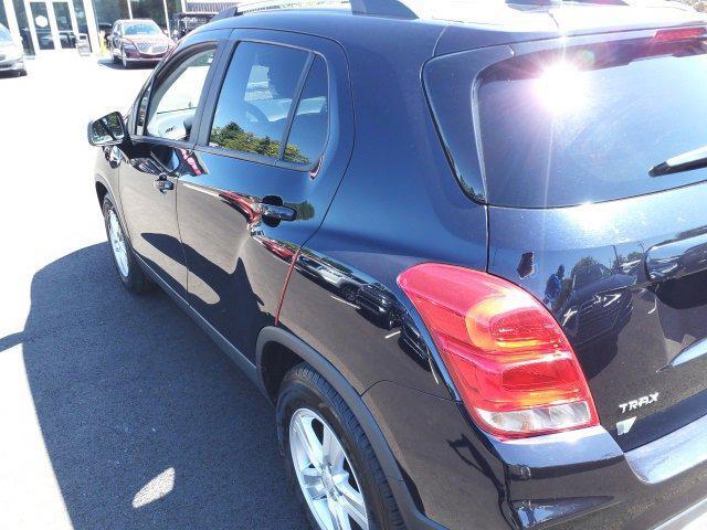Photo of 2021 Midnight Blue Metallic Chevrolet Trax
