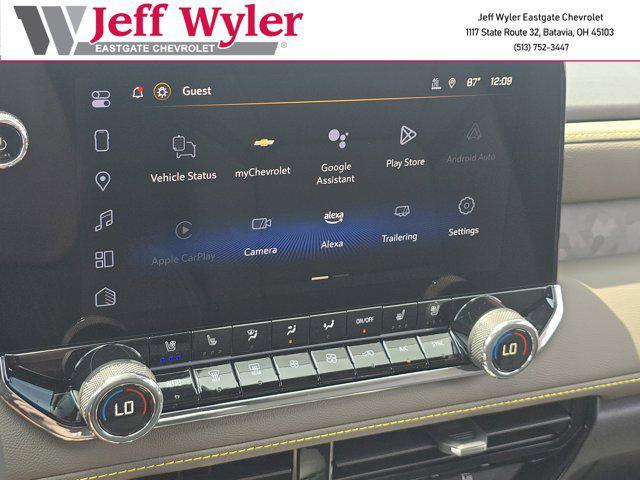 Photo of 2025 Sterling Gray Metallic Chevrolet Colorado