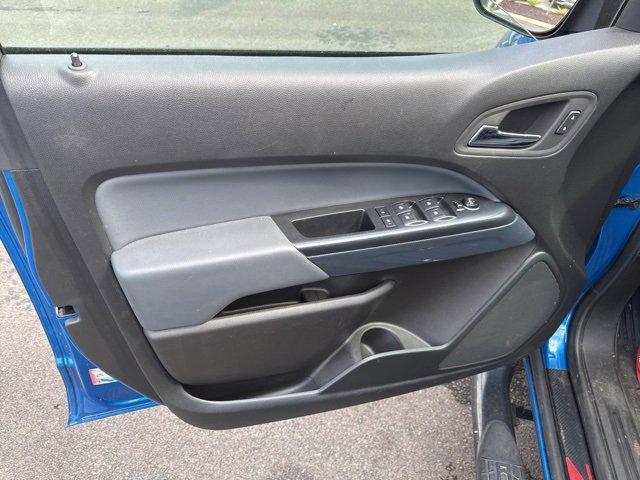 Photo of 2022 Bright Blue Metallic Chevrolet Colorado