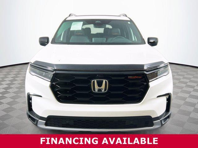 Photo of 2025 Platinum White Pearl Honda Pilot