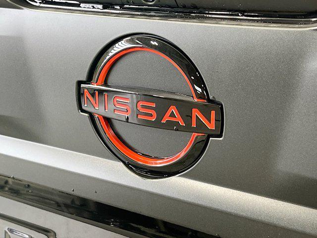 Photo of 2025 Super Black Nissan Frontier