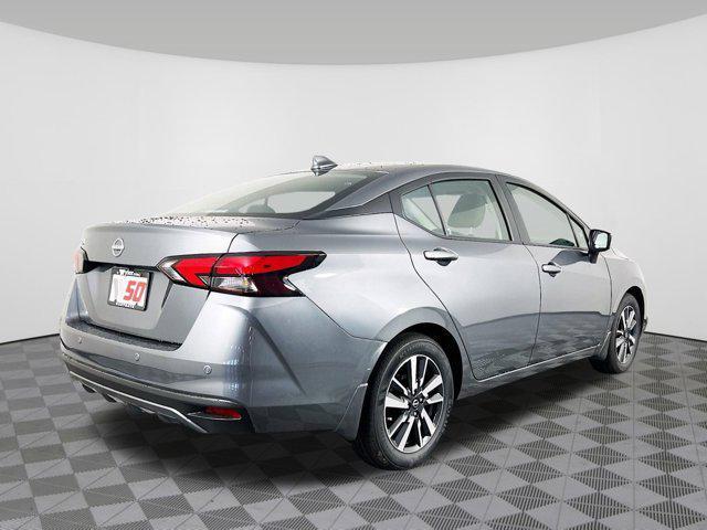 Photo of 2025 Gun Metallic Nissan Versa