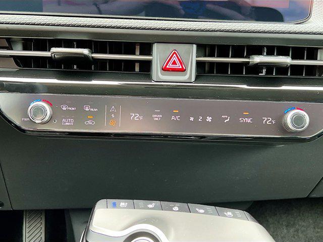 Photo of 2025 Ebony Black Kia EV6