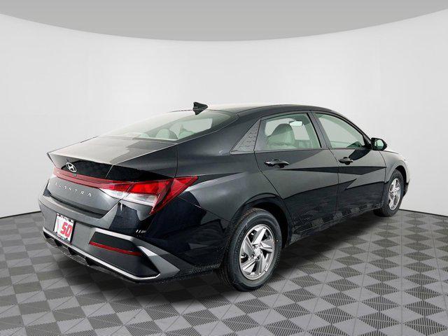Photo of 2025 Abyss Black Hyundai ELANTRA