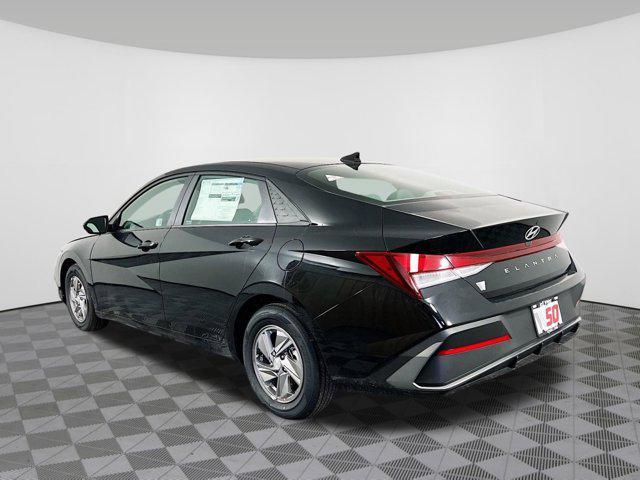 Photo of 2025 Abyss Black Hyundai ELANTRA