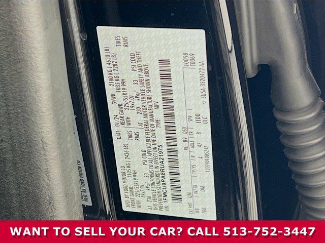 Photo of 2024 Black Metallic Ford Escape