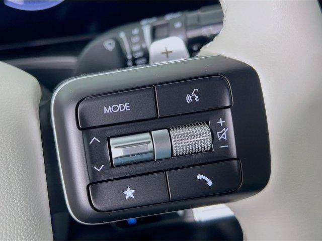 Photo of 2025 Hampton Gray Hyundai SANTA FE