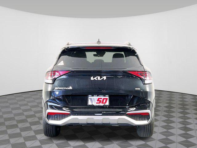 Photo of 2025 Fusion Black Kia Sportage Hybrid