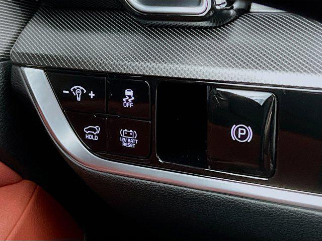 Photo of 2025 Fusion Black Kia Sportage Hybrid