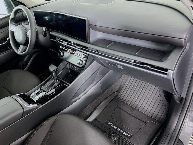 Photo of 2025 Hampton Gray Hyundai TUCSON