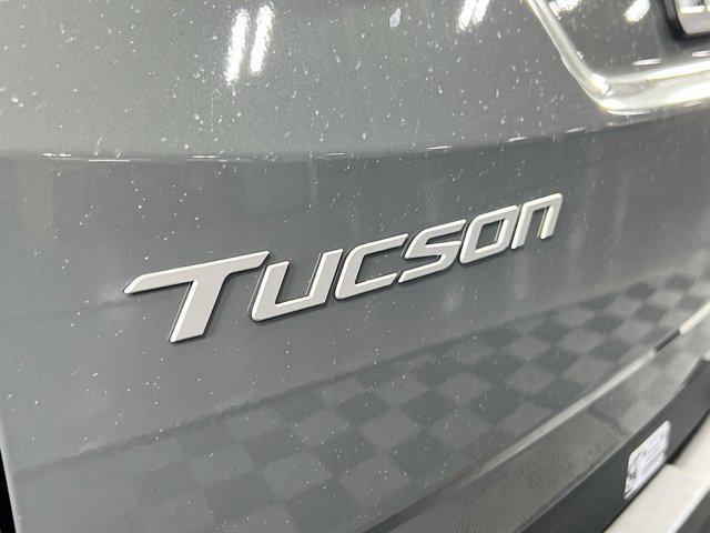 Photo of 2025 Hampton Gray Hyundai TUCSON