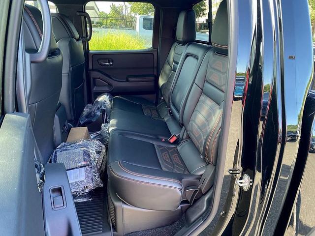 Photo of 2025 Black Nissan Frontier