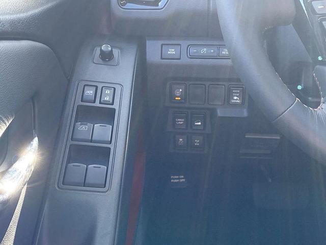 Photo of 2025 Black Nissan Frontier