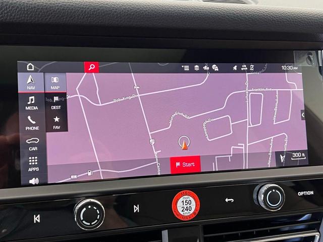 Photo of 2025 White Porsche Macan