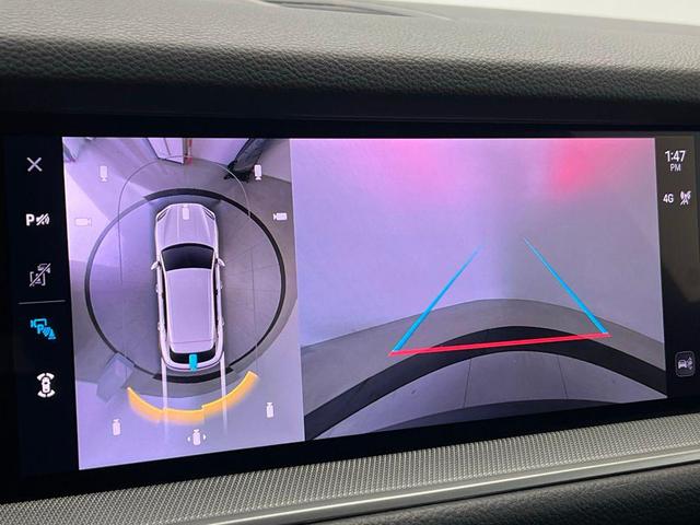 Photo of 2024 Gray Porsche Cayenne