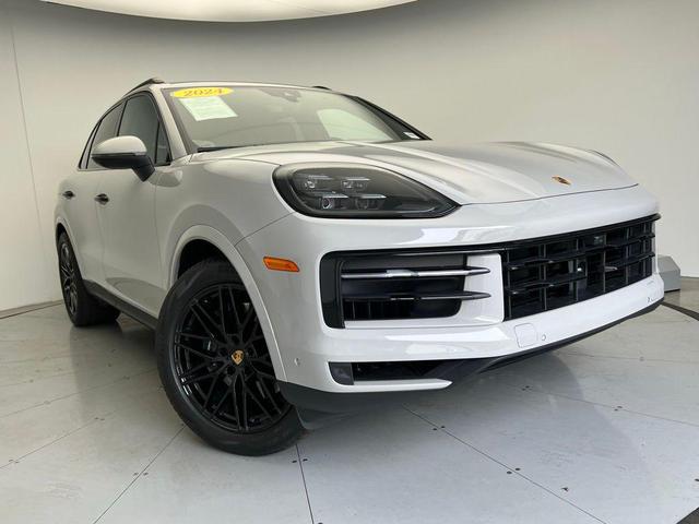 Photo of 2024 Gray Porsche Cayenne