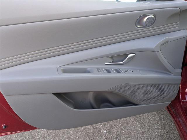 Photo of 2025 Ultimate Red Hyundai ELANTRA