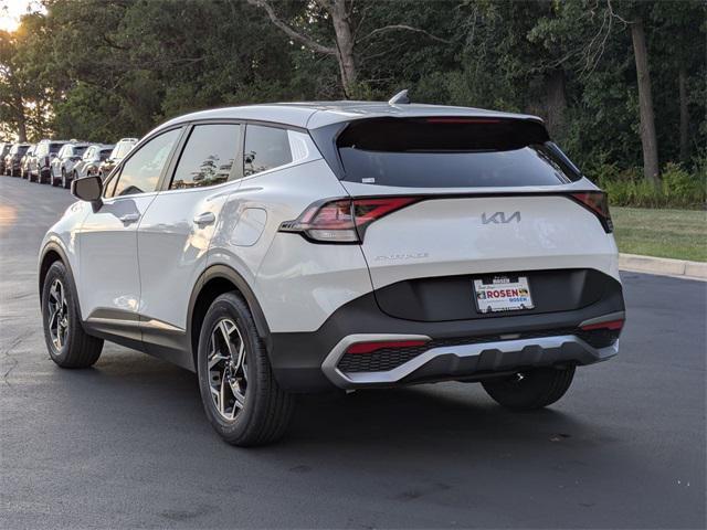 Photo of 2024 Snow White Pearl Kia Sportage