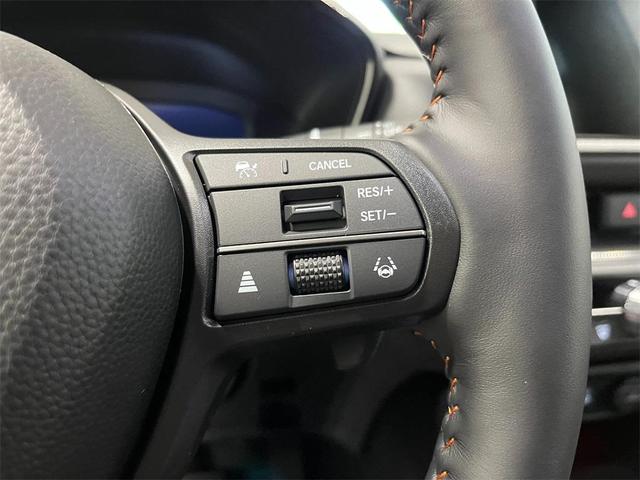 Photo of 2026 Crystal Black Pearl Honda CR-V Hybrid