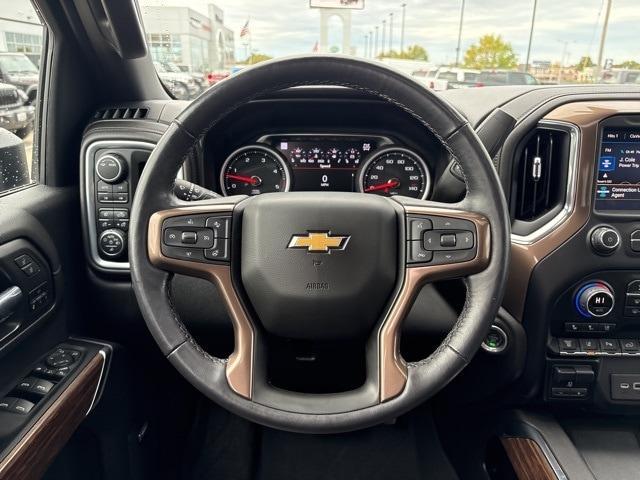 Photo of 2022 Black Chevrolet Silverado 2500