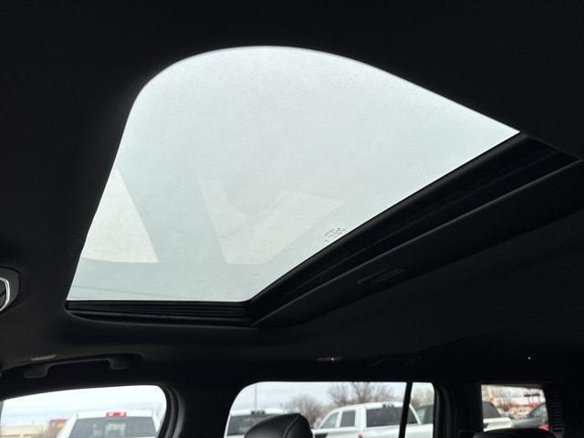 Photo of 2025 Silver Zynith Jeep Grand Cherokee L