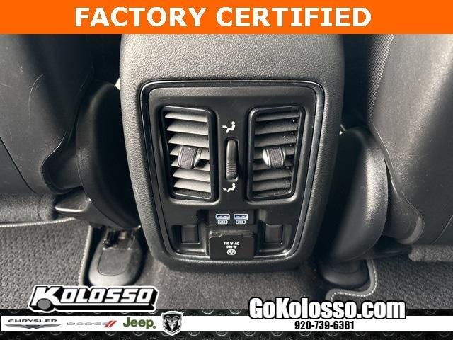 Photo of 2021 Bright White Clearcoat Jeep Grand Cherokee