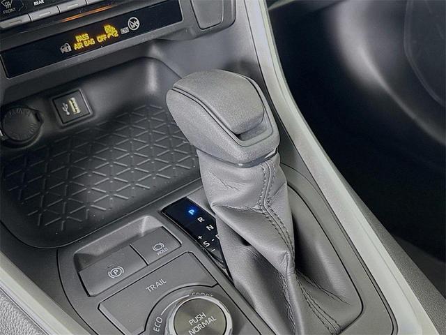 Photo of 2025 Ice Cap Toyota RAV4 Hybrid