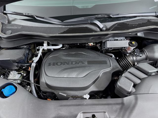 Photo of 2025 Black Honda Passport