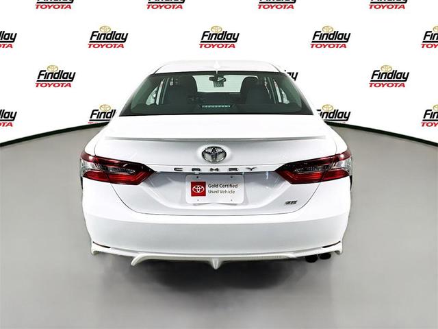 Photo of 2023 Ice Cap Toyota Camry