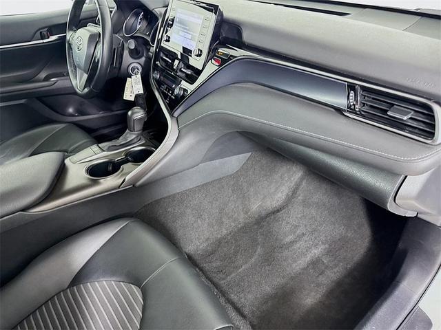 Photo of 2023 Ice Cap Toyota Camry