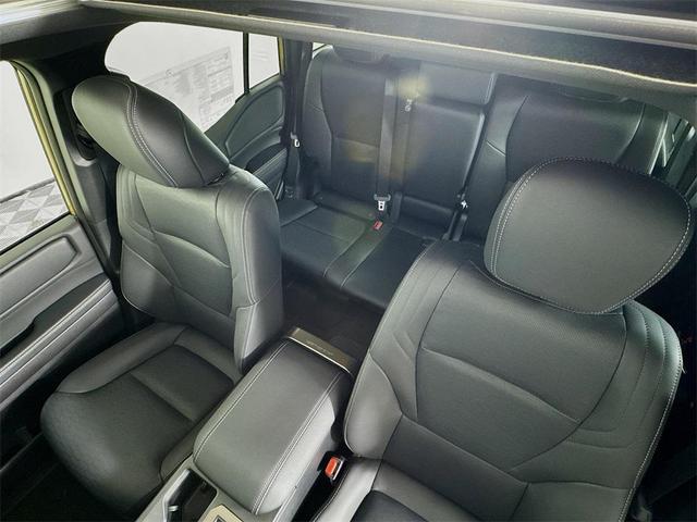 Photo of 2025 Trail Dust Graysca Toyota Land Cruiser