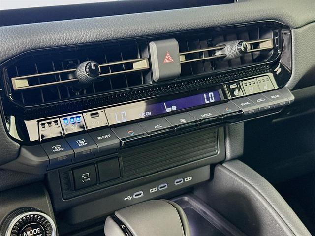 Photo of 2025 Trail Dust Graysca Toyota Land Cruiser