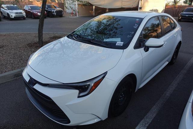 Photo of 2025 Ice Cap Toyota Corolla Hybrid