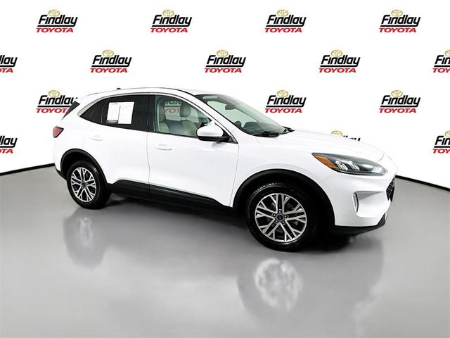 Photo of 2022 OXFORD WHITE Ford Escape