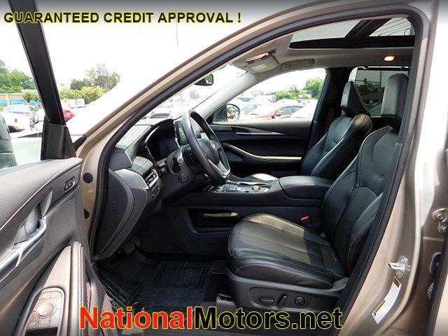 Photo of 2022 Warm Titanium INFINITI QX60