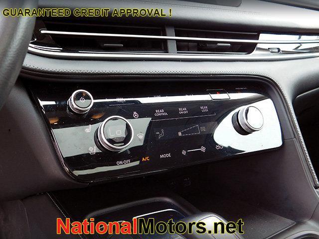 Photo of 2022 Warm Titanium INFINITI QX60