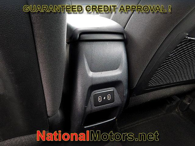 Photo of 2025 Onyx Black Hyundai VENUE
