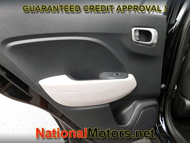 Photo of 2025 Onyx Black Hyundai VENUE