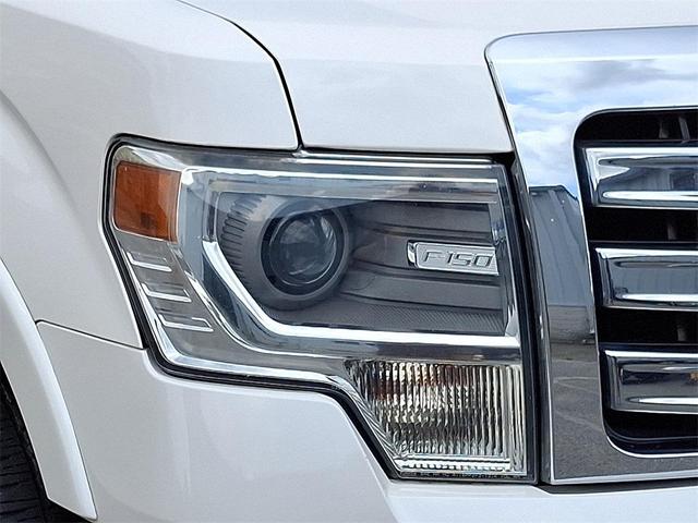 Photo of 2014 White Platinum Clearcoat Metallic Ford F-150