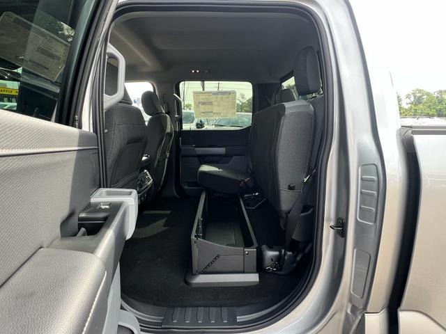Photo of 2025 Iconic Silver Metallic Ford F-150