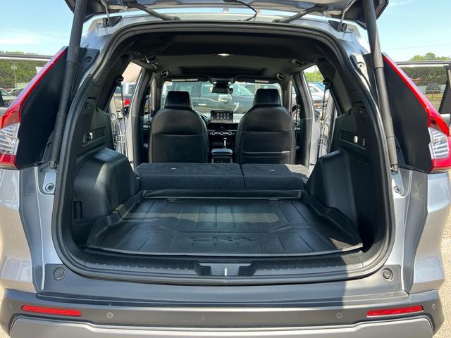 Photo of 2023 Lunar Silver Metallic Honda CR-V Hybrid