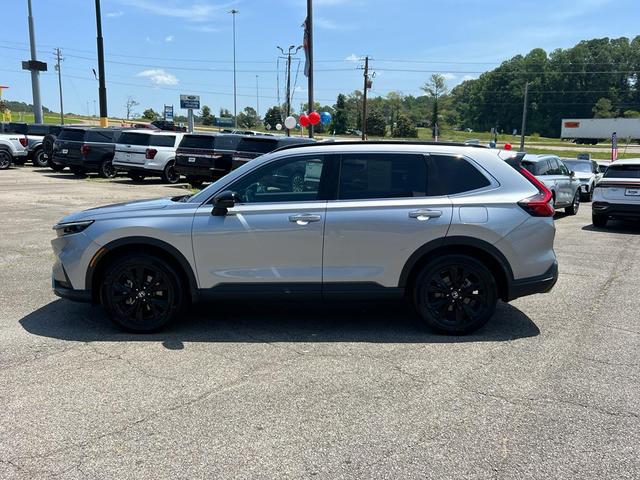 Photo of 2023 Lunar Silver Metallic Honda CR-V Hybrid