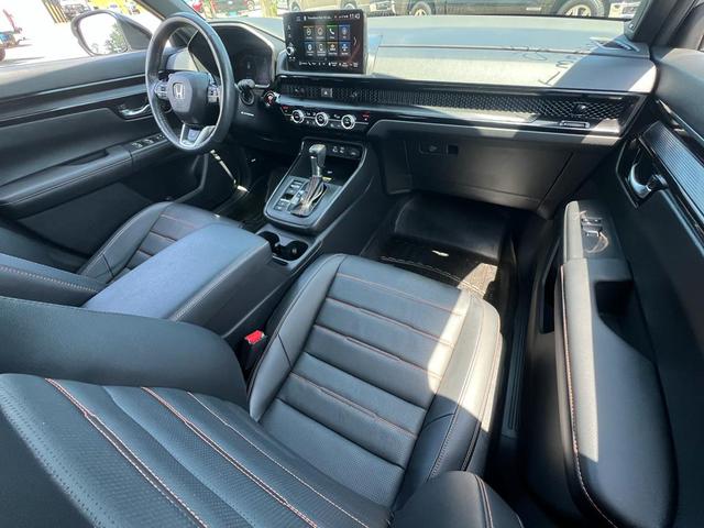 Photo of 2023 Lunar Silver Metallic Honda CR-V Hybrid
