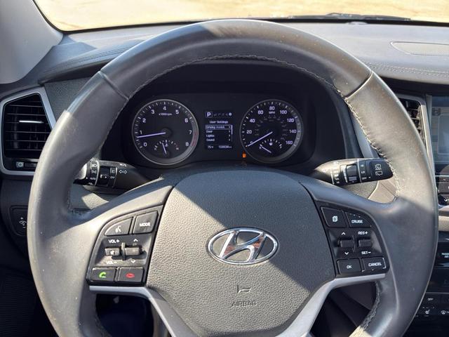 Photo of 2018 Coliseum Gray Hyundai TUCSON