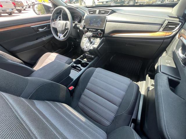 Photo of 2022 Platinum White Pearl Honda CR-V