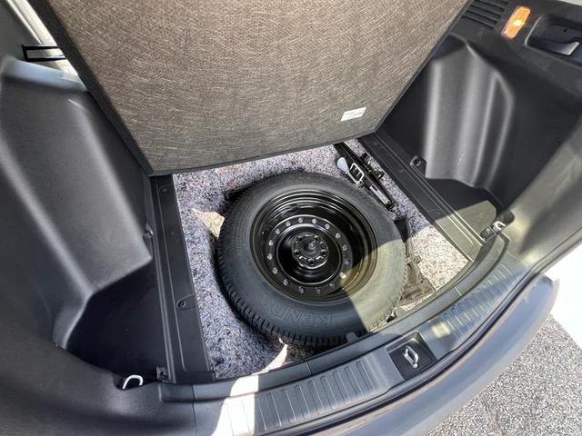 Photo of 2022 Platinum White Pearl Honda CR-V