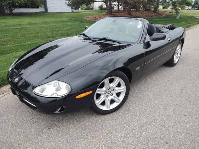 2000 Jaguar XK8