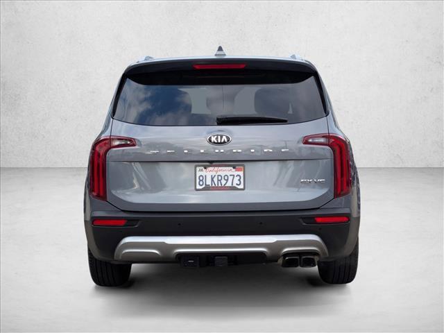 Photo of 2020 Everlasting Silver Kia Telluride