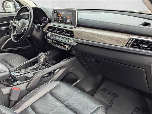 Photo of 2020 Everlasting Silver Kia Telluride